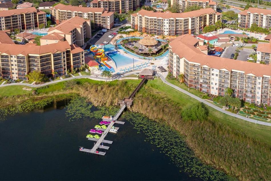 Stunning Condo Near Universal Studios Williamsburg Bagian luar foto